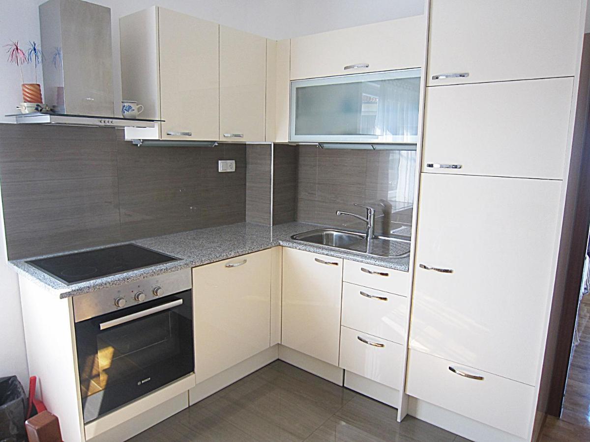 Villa Lucia Premium Rooms Primošten Екстериор снимка