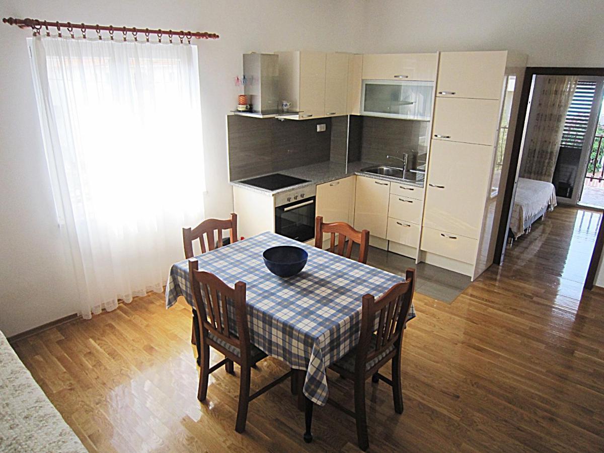 Villa Lucia Premium Rooms Primošten Екстериор снимка